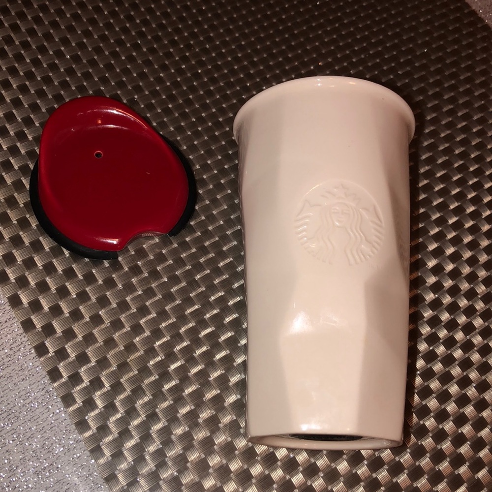 STARBUCKS